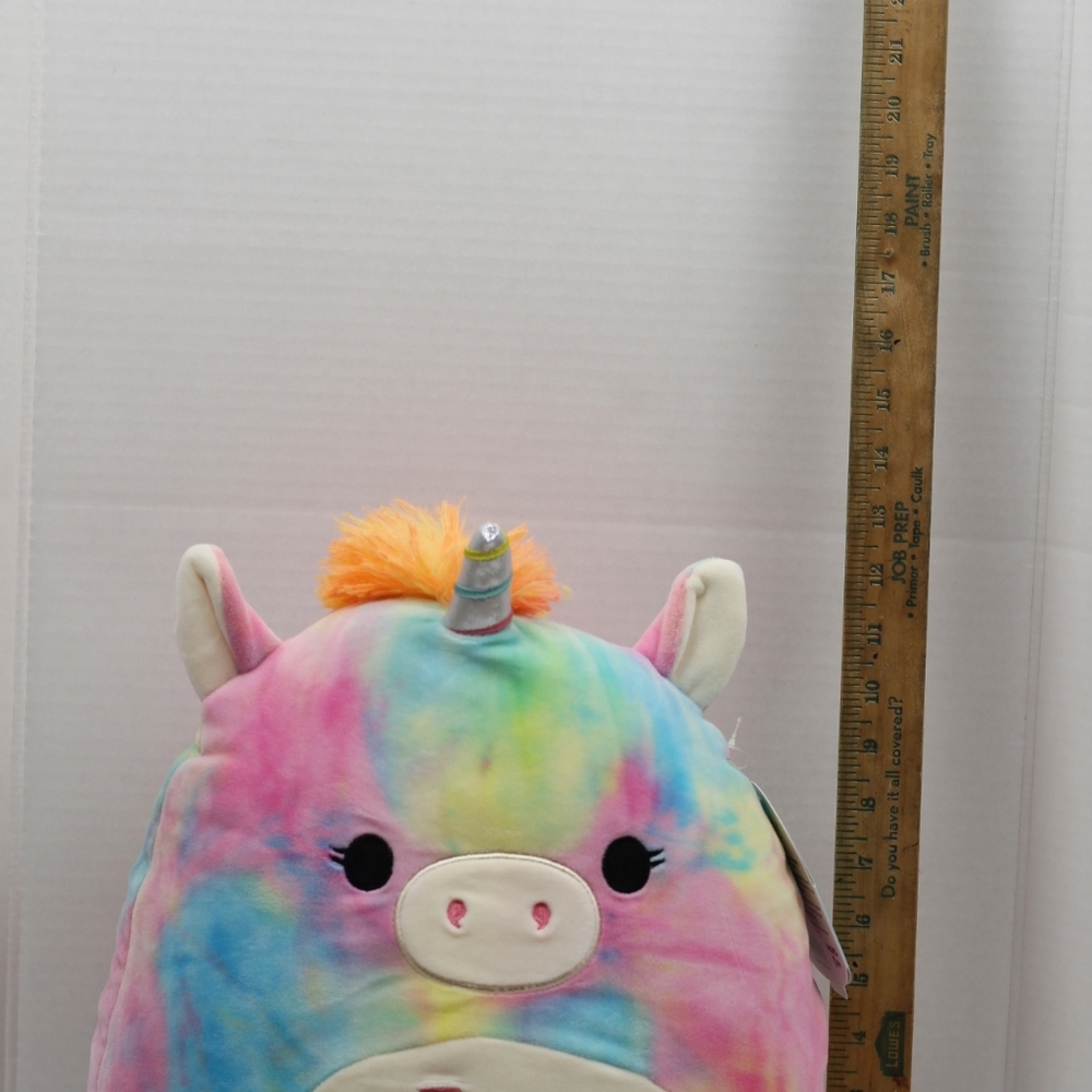 Squishmallows Monogrammed L Rainbow Unicorn Plush - Picture 5 of 12